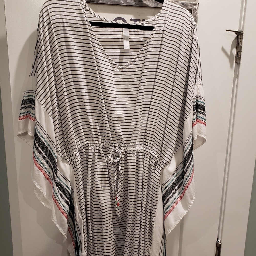 LB Swimsuit Cover Up